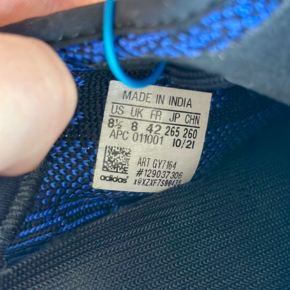Preloved Yeezy 350V2 - Dazzling Blue (UK 8)
