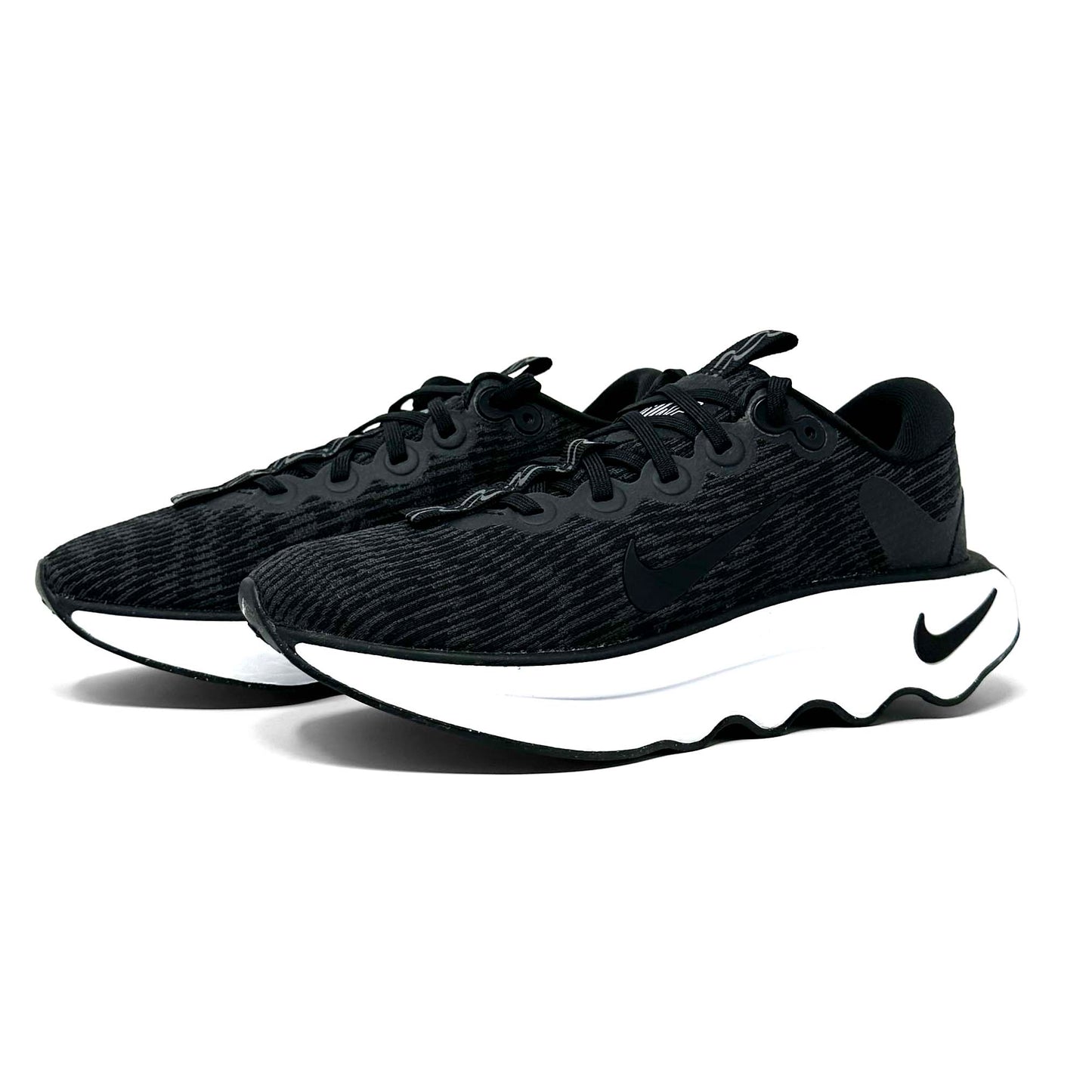 Nike Motiva - Black/White