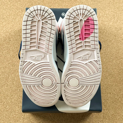 UK 6 - Air Jordan 1 Retro High OG (W) - Atmosphere 'Bubblegum'