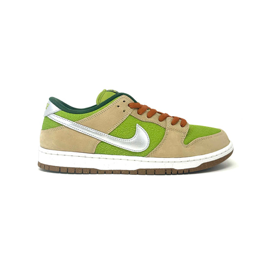 Nike SB Dunk Low - Trocadero Gardens