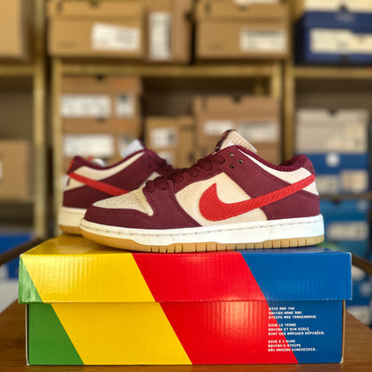 Preloved Nike Dunk SB Low Pro - Skate Like A Girl (UK 3.5)