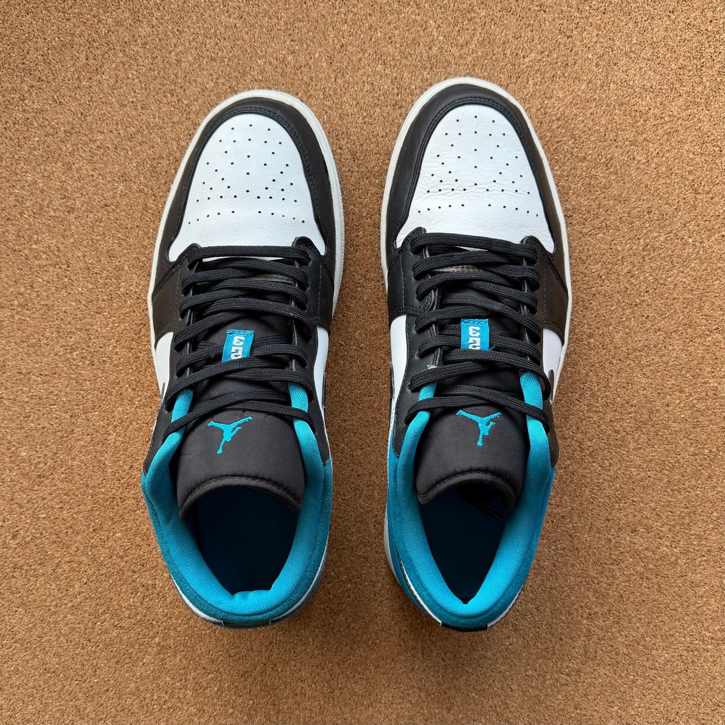 Preloved Air Jordan 1 Low - Laser Blue