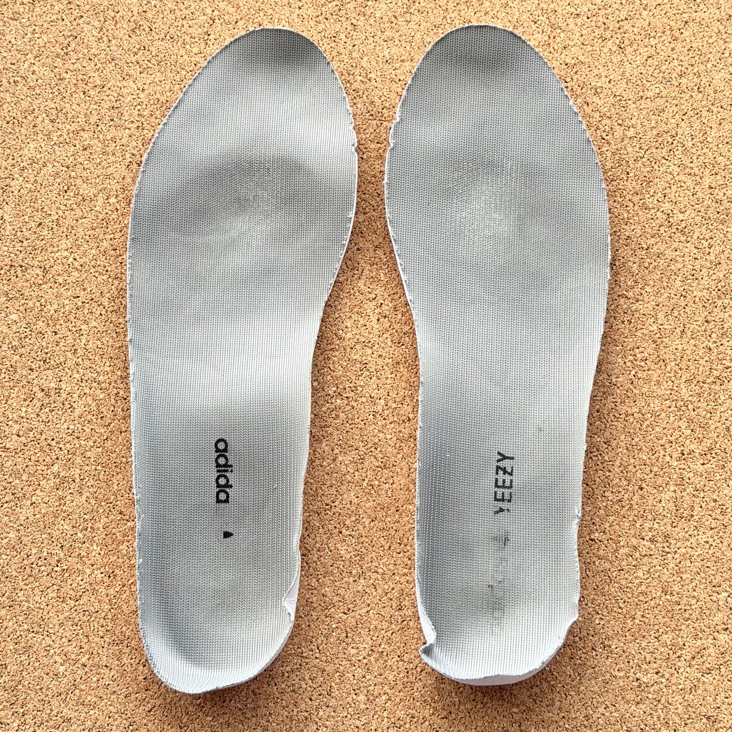 Preloved Yeezy 350V2 - Beluga Reflective (UK 10.5)