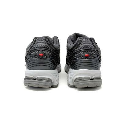 New Balance 1906R - Black Metallic