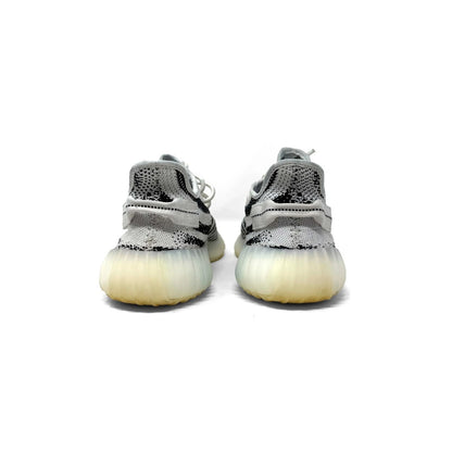 Preloved Yeezy Boost 350V2 - Zebra (UK 9)